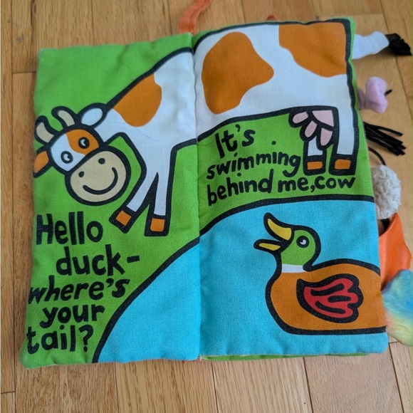 Jellycat Orange Farm Animal Book-Cat tail missing - Picture 3 of 7